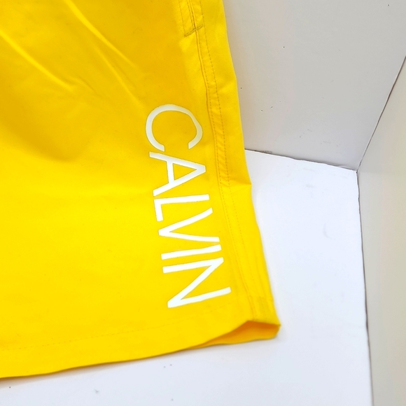 CALVIN KLEIN MEN'S SWIM TRUNK YELLOW - Picture 3 of 12